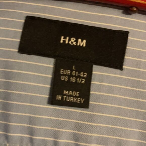 Men’s Blue Button Down - Picture 3 of 5